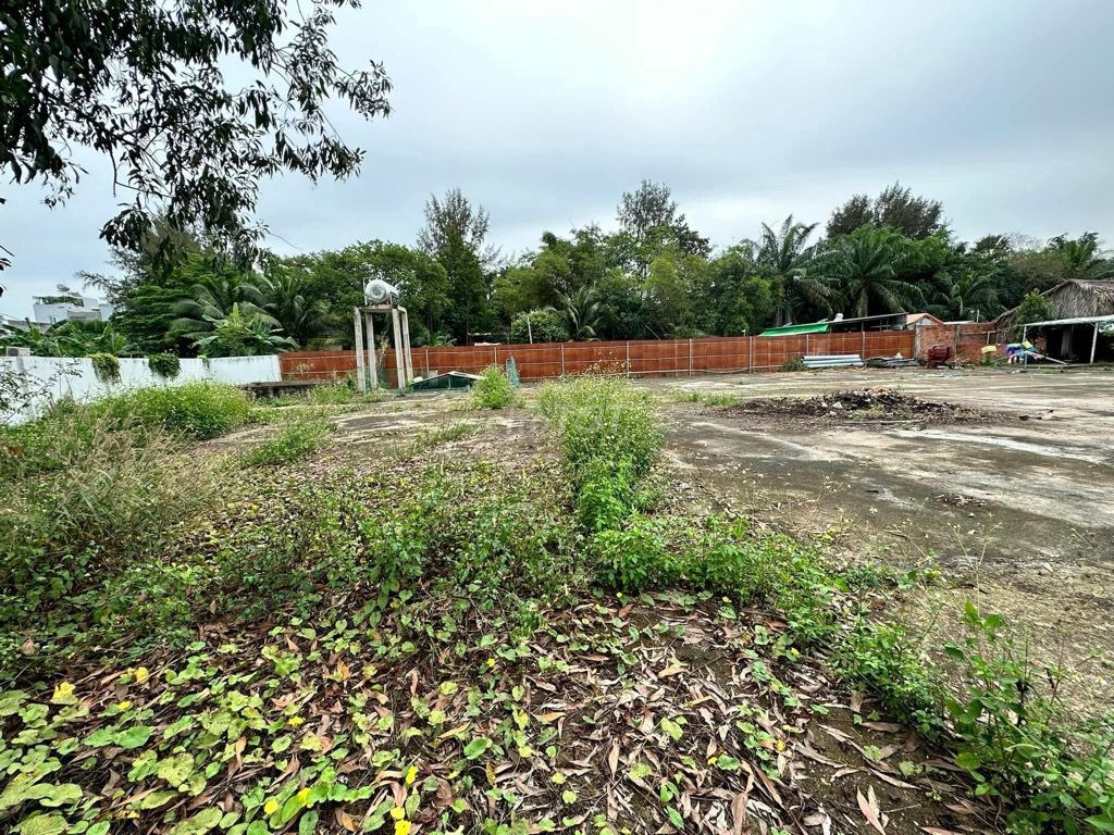 ĐẤT MẶT TIỀN 30M - NGÃ 3 NGUYỄN DUY TRINH -TRƯỜNG LƯU - 2116M2 - 98 TỶ