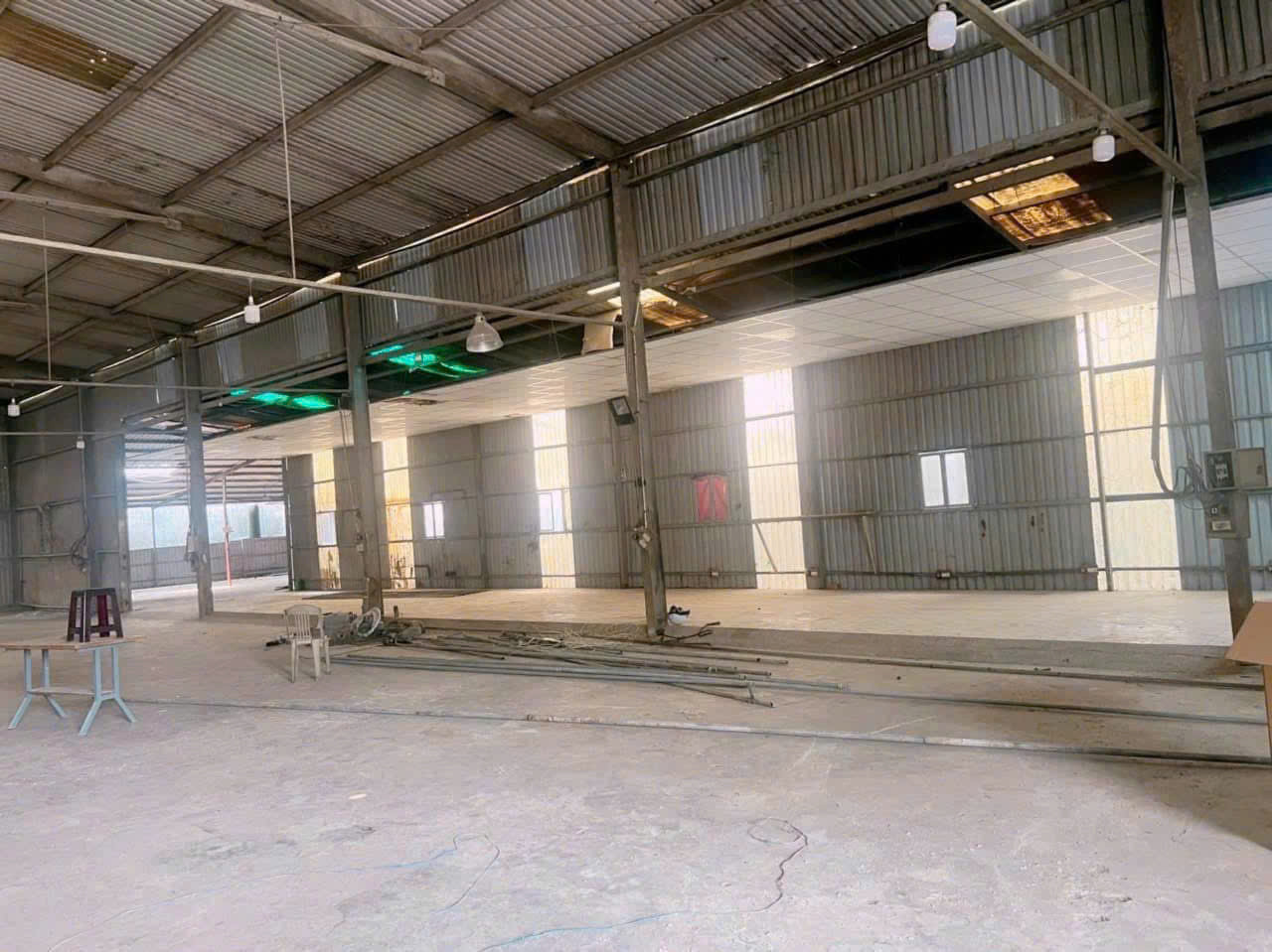 BDS  HVL Cho thuê 1500m2 Nhà xưỡng MT Lò Lu , Ngay khu công Nghệ Cao, Đường 30m .