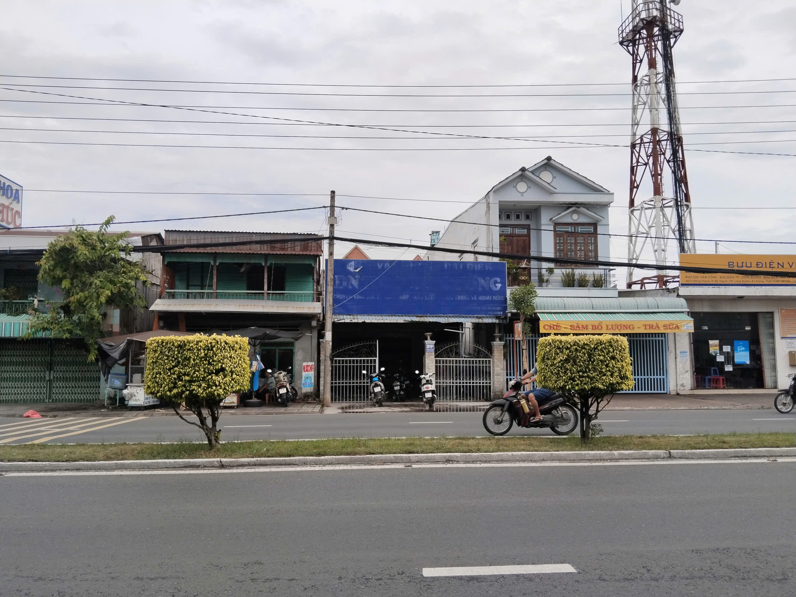 Bán Nhà riêng 300m² thổ cư 300m² giá 8.5 tỷ tại Phường Long Xuyên An Giang