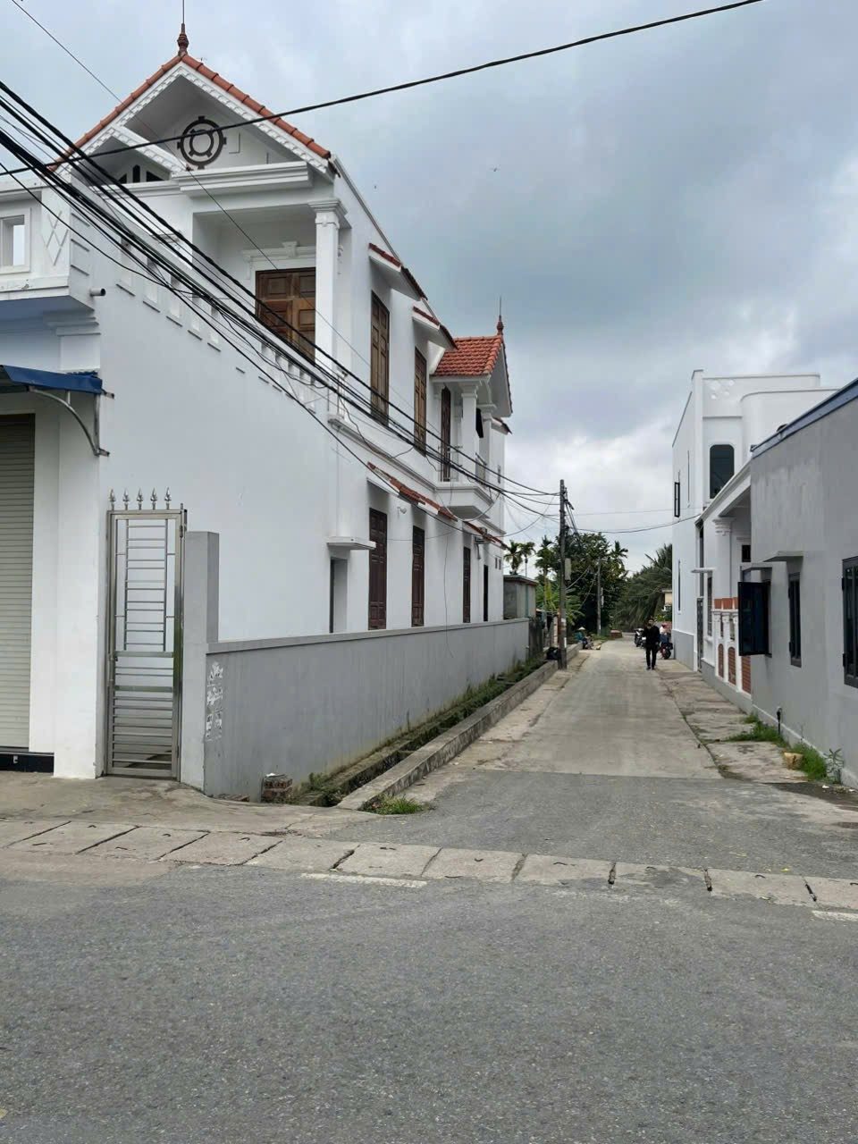05.2026.Bán đất 70m² full thổ cư ngang 4,1m. đường thôn 5m. giá 1.45 tỷ tại Phường Lưu Kiếm( Đông Sơn). liên hệ 0362558882.