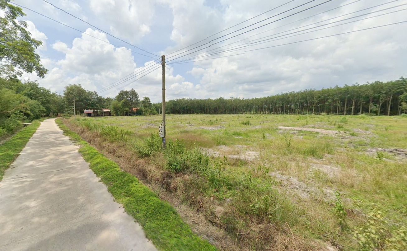 Bán đất 9744.2m² ngang 105m giá 1.8 tỷ Phường Minh Hưng Liên Hệ Chính Chủ: 0901.370.396
