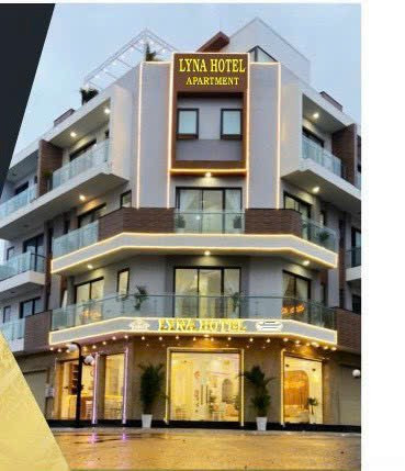 Bán Căn Góc HacomMall Đang Kinh Doanh KS. Vị Trí Đắc Địa 3 Mặt Tiền View Đẹp.