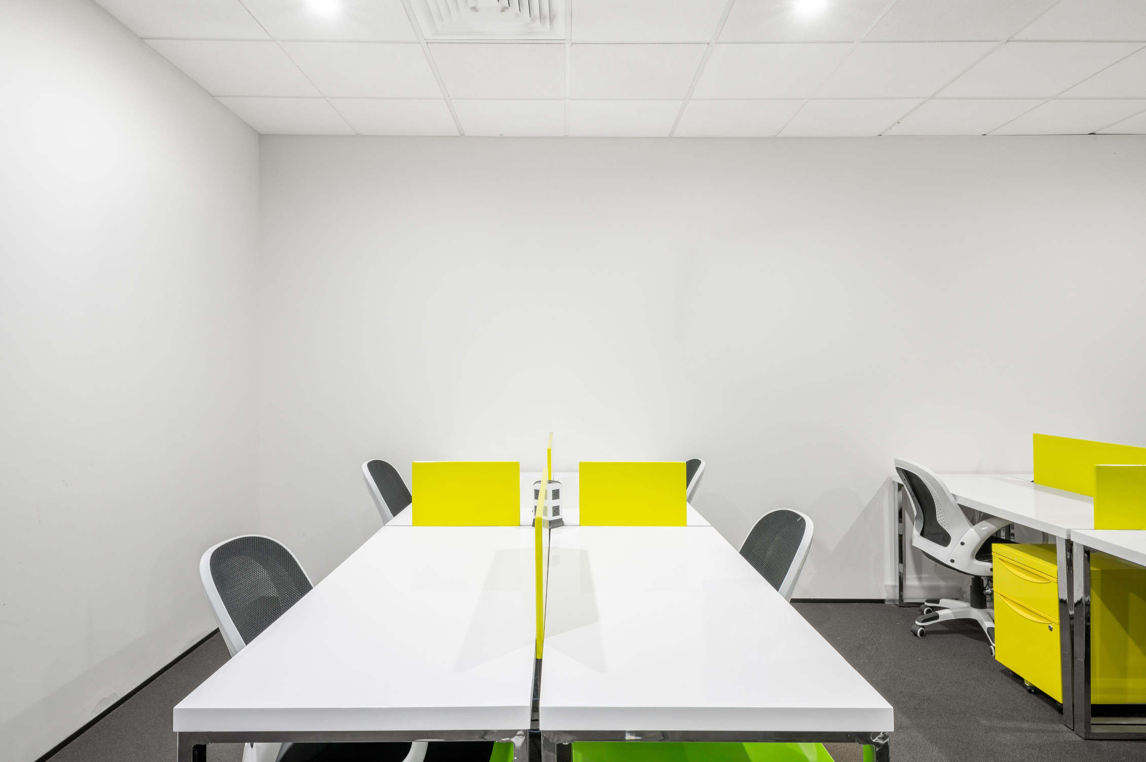 Làm việc linh hoạt tại Regus Epic Tower hoặc bất cứ nơi đâu trong mạng lưới toàn cầu của chúng tôi