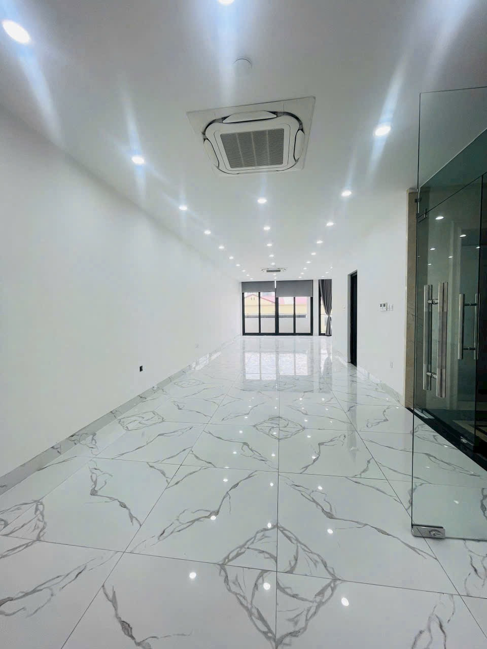 Cho thuê sàn văn phòng Hdmon Hàm Nghi 80 m2 giá siêu rẻ 13 triệu/tháng