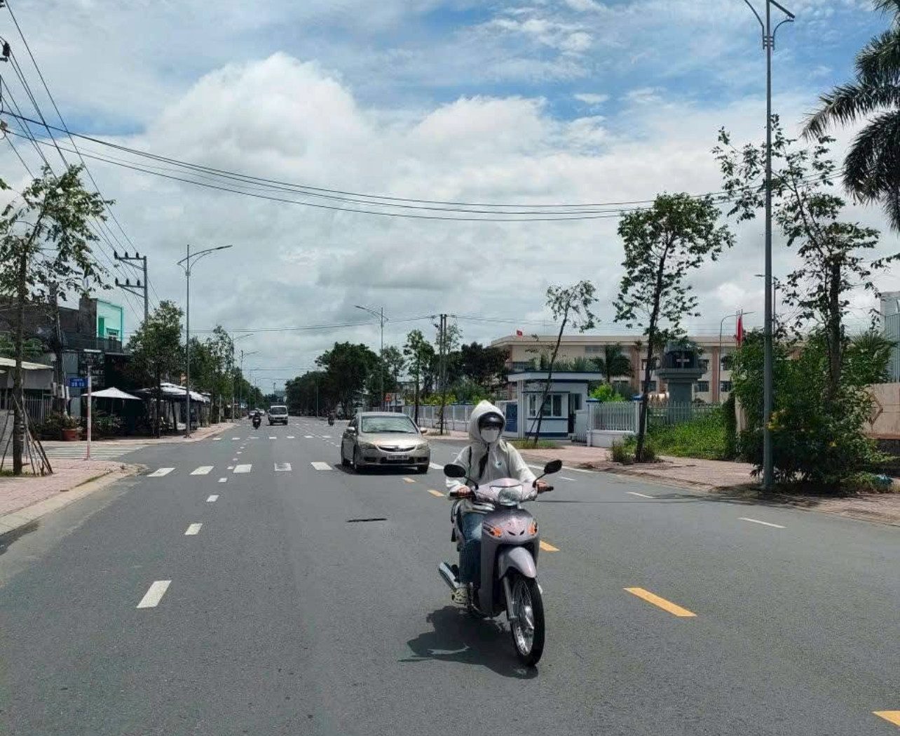 Bán nhà mặt tiền Lê Đại Hành, Phường Mỹ Phú ( nay là phường Mỹ Trà) , thích hợp kinh doanh đa ngành nghề