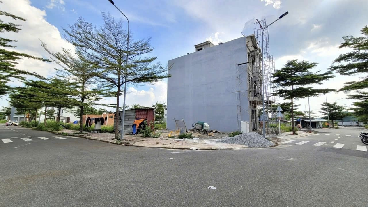 Cần bán gấp lô đất ở Bình Dương