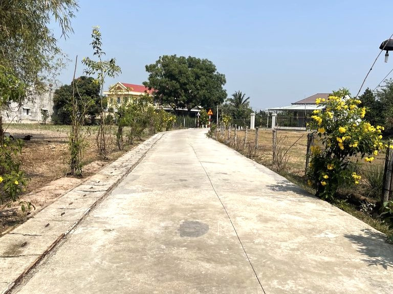 CHÍNH CHỦ BÁN GẤP LÔ GÓC 2MT ĐẤT TX, 319M², NGAY CHỢ, RA QL13 CHỈ 5 PHÚT 390TR