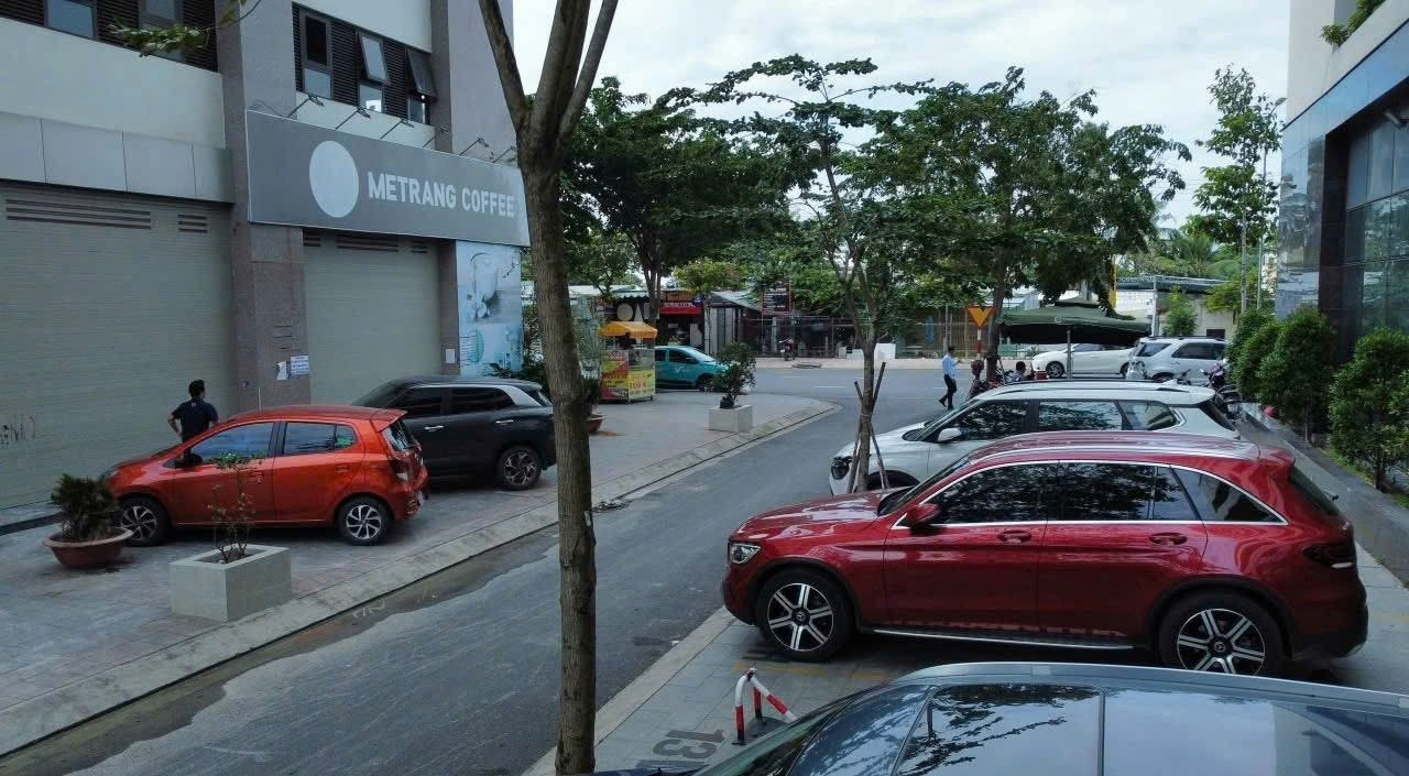 Cho thuê SHOPHOUSE chung cư CT2 VCN PHƯỚC HẢI