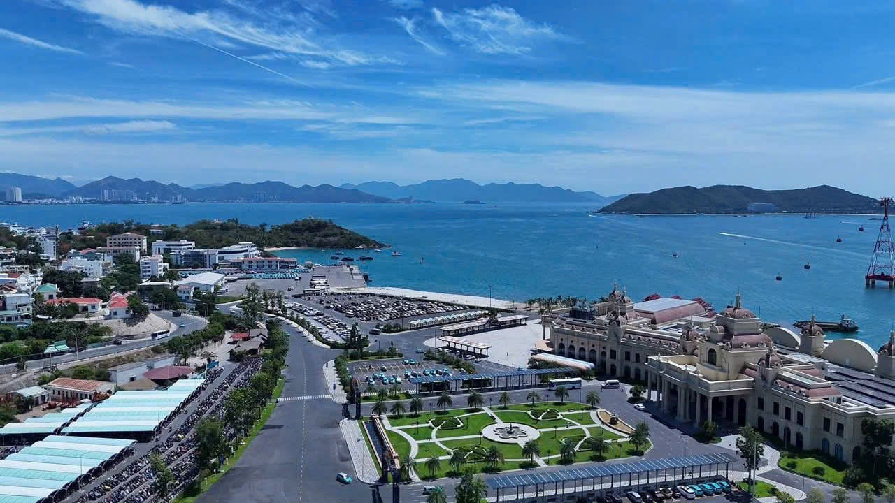 ✅ VIN PHÚ QUÝ – BIỂU TƯỢNG THỊNH VƯỢNG GIỮA LÒNG PHỐ BIỂN NHA TRANG✅