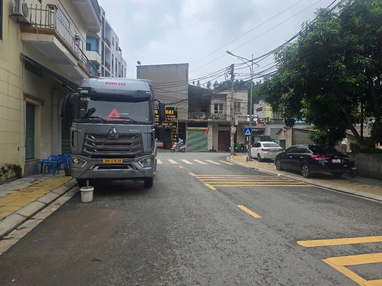 Bán 90m đất giãn dân lãm làng. 2 khe thoáng. Cạnh chợ và công viên. Phường nam sơn bắc ninh