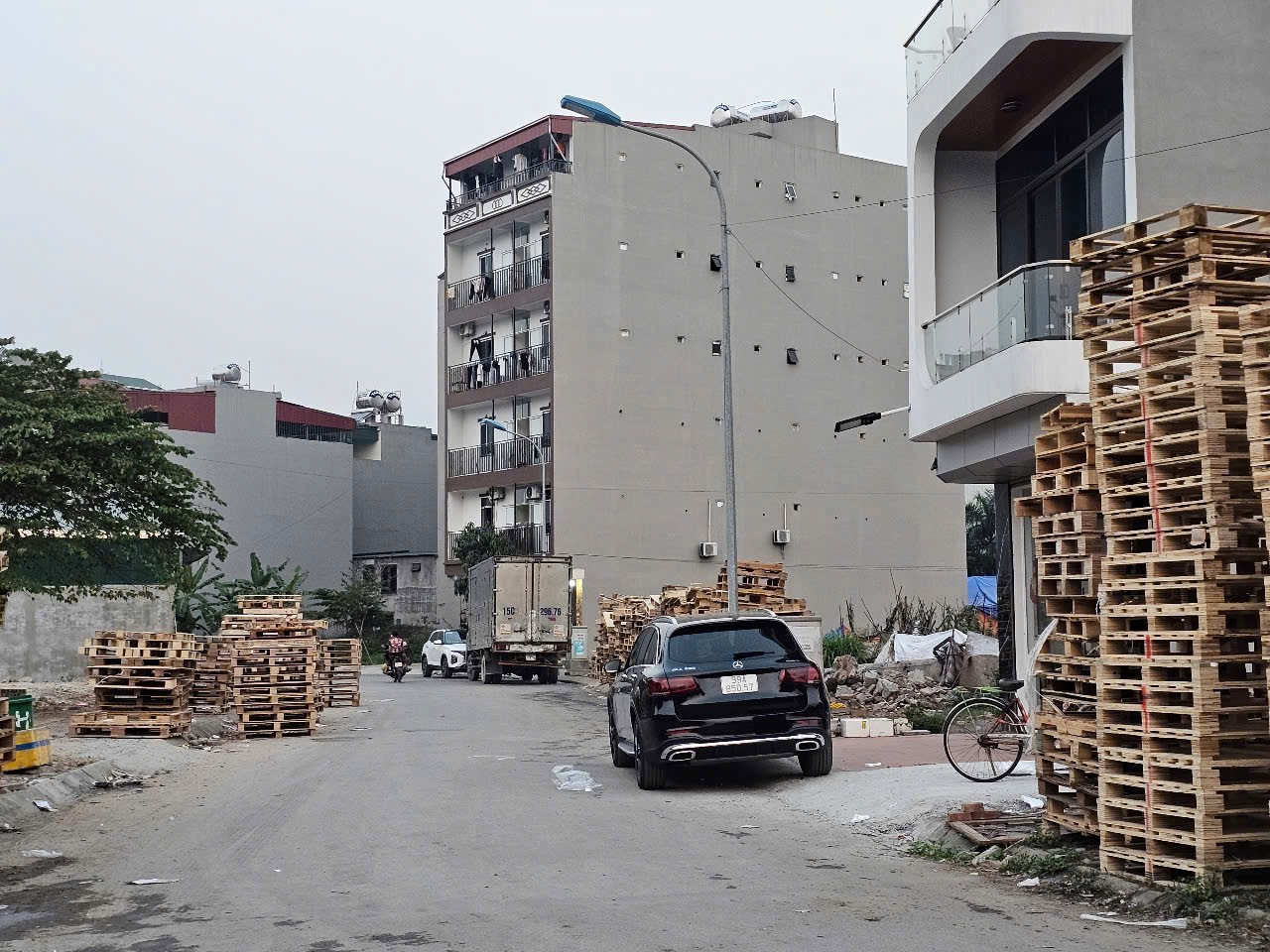 Bán 90m đất giãn dân chu mẫu 2. Làn 2 đường 20.5m. Phường nam sơn bắc ninh
