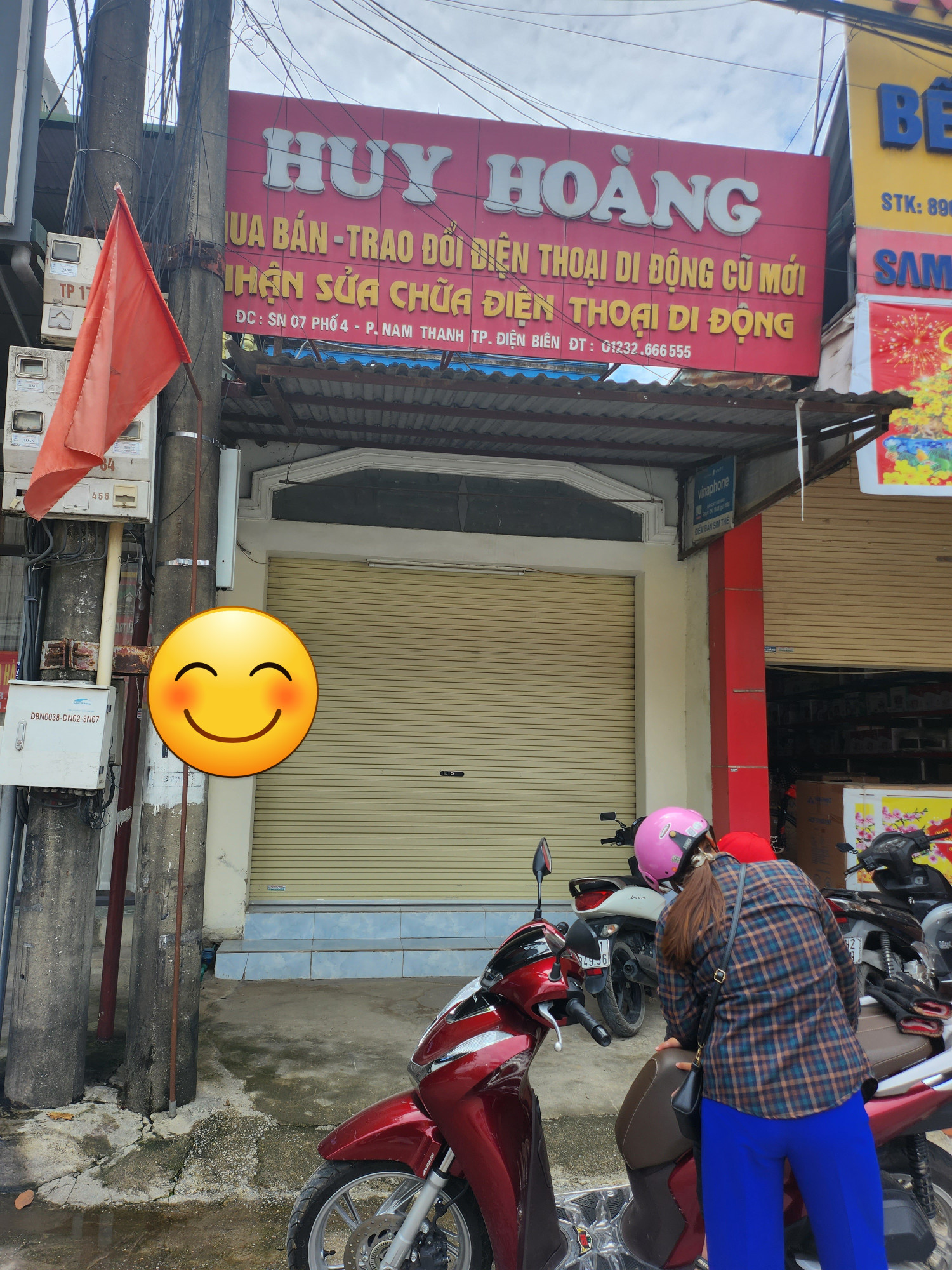 Bán nhà đối diện siêu thị hoa ba