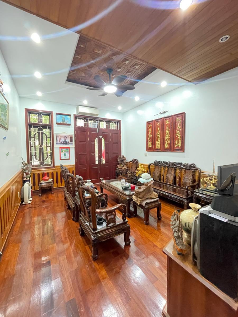 Bán Nhà! Phùng Chí Kiên,Oto Tránh,Vỉa Hè,DT: 80m2 x 6Tầng,MT: 4.4m,Giá:30 tỷ Cầu Giấy