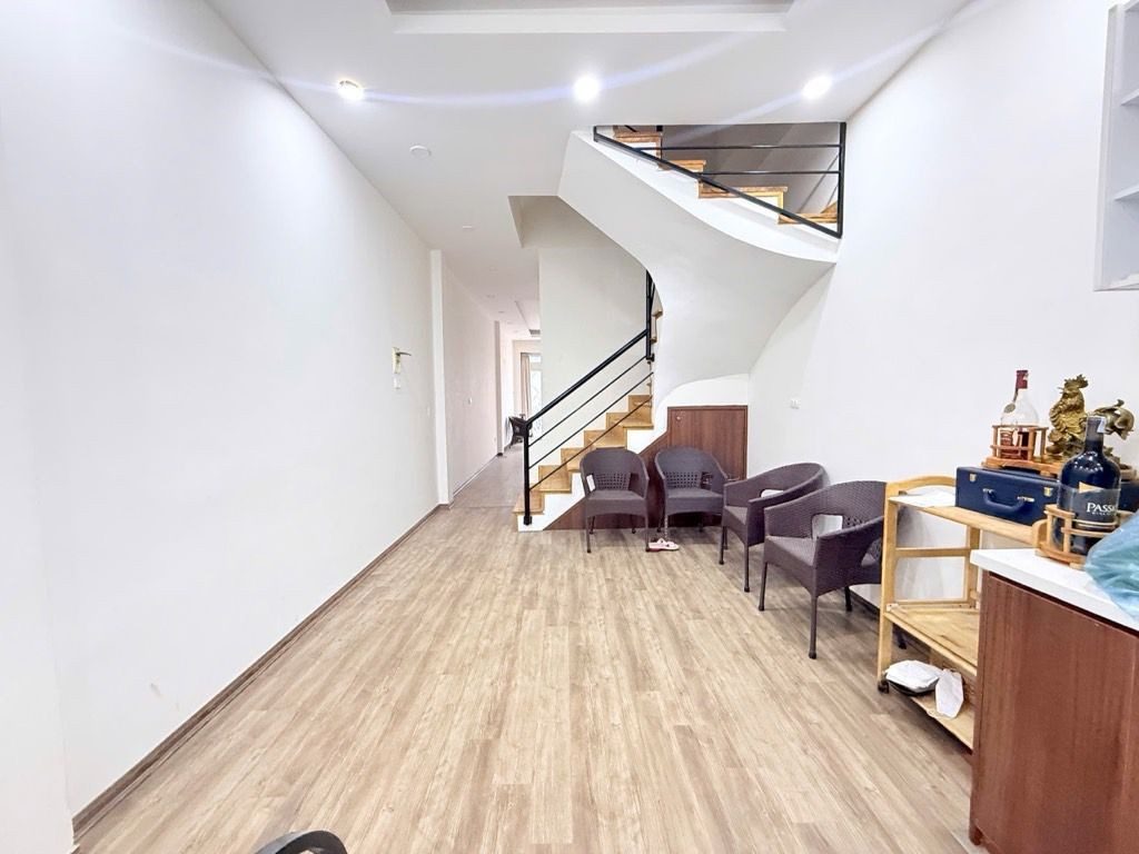 ✅Bán Nhà Mặt Phố Ba Đình,  4 Làn Ôtô, Khu Ngoại Giao Đoàn, Vỉa Hè K/Doanh, DT 55m2, 5 Tầng