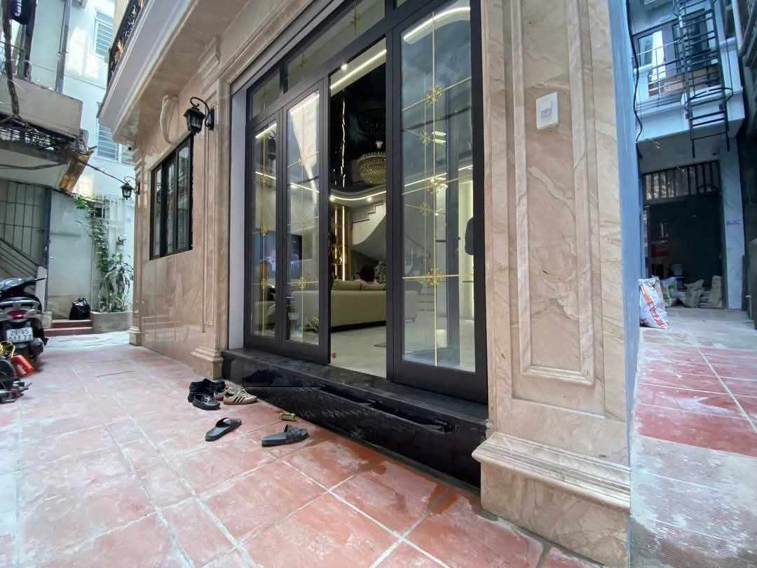 Bán nhà Ngọc Hà, Ba Đình, 53 m2, mặt tiền 6m, giá 15.5 tỷ