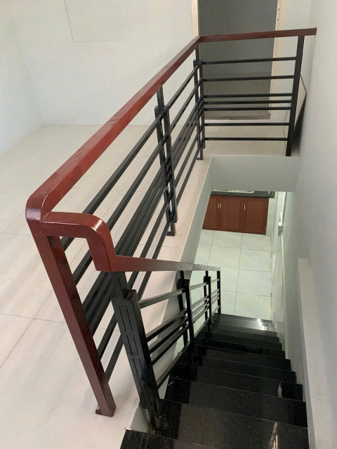 Bán nhà Cấp 4 gác lửng Phường Ngọc Hiệp TP Nha Trang.  Gần chợ, gần Ga.