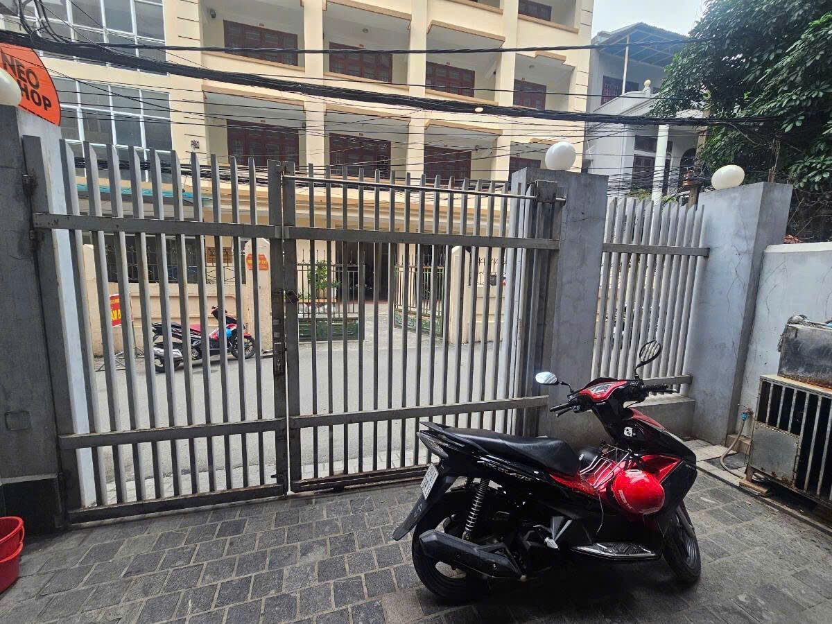 Phố kim mã,bđ, biệt thự đẹp giá đầu tư, phân lô 3 thoáng, ô tô tránh đỗ, 100m2+4t+mt 5,72m=40,5 tỷ