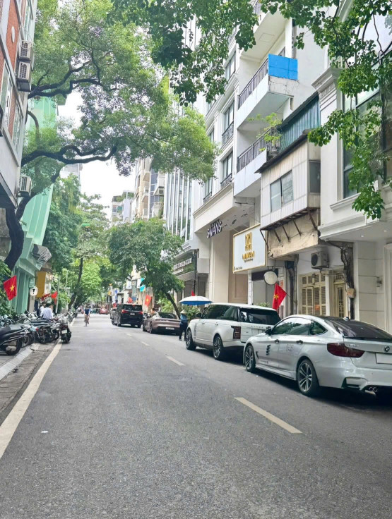BÁN TÒA NHÀ MẶT PHỐ BÙI THỊ XUÂN, HAI BÀ TRƯNG - 133M² x 12T - MT 7.1M - DÒNG TIỀN 320TR/TH