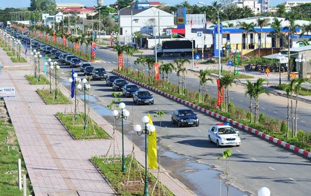 NHẬN CHÍNH CHỦ
BÁN NỀN ĐẸP MẶT ĐƯỜNG TUYẾN 2 VÕ VĂN KIỆT  PHƯỜNG 7 , TP VĨNH LONG