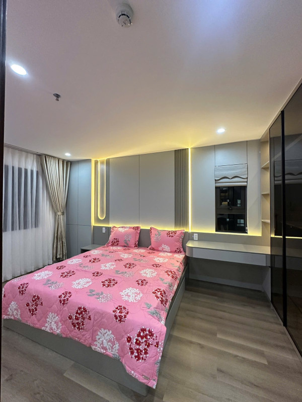 Cho thuê căn hộ CT2 VCN Phước Hải  - Dt 70m2 có 2 phòng ngủ,2wc  - đầy đủ nội thất  - Giá thuê 15tr/ tháng ( cọc 2 tt 2 ) hợp đồng 1 năm .  - ưu tiên khách nước ngoài