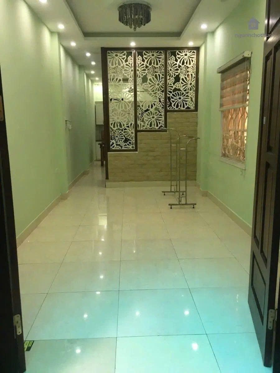 Cho Thuê Nhà Lạc Long Quân 36M² 3 Ngủ - Nội Thất CB - Giá Thuê 12tr