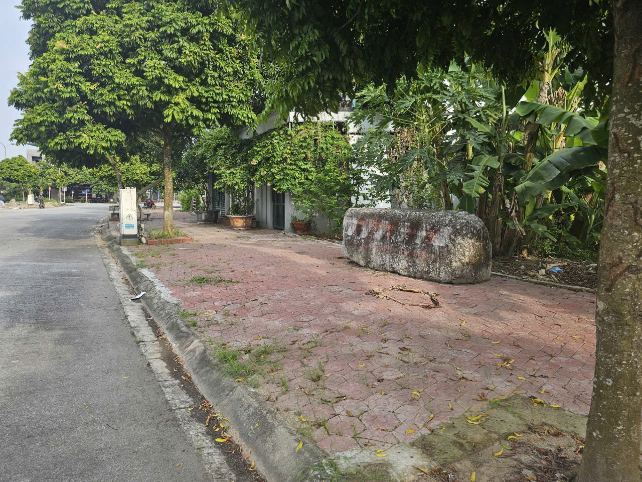 Lô đất diện tích 150m2, tọa lạc mặt Quốc lộ 5, Nhị Châu,