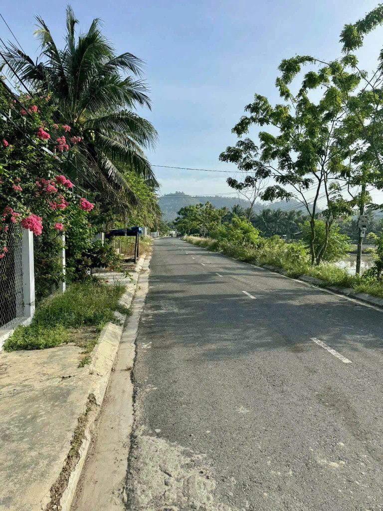 Bán đất 102m² ngang 10m giá 750 triệu tại Phường Ninh Đa Thị xã Ninh Hòa