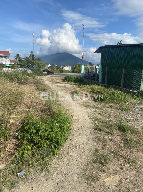 Thổ cư 11x48-527m2,250tc
