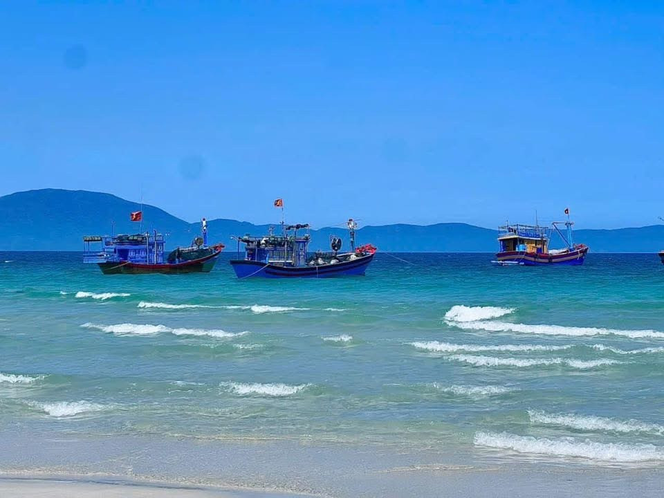 Bán đất 2407m² ngang 65m giá 21.17 tỷ tại Phường Ninh Thủy Thị xã Ninh Hòa