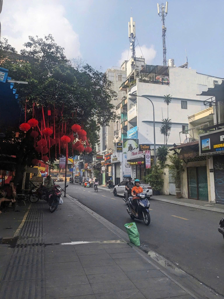 BDS HVL Căn góc 2 mặt tiền đường Bùi Viện, P. Phạm Ngũ Lão, Q.1. Gần Cống Quỳnh, Trần Hưng Đạo