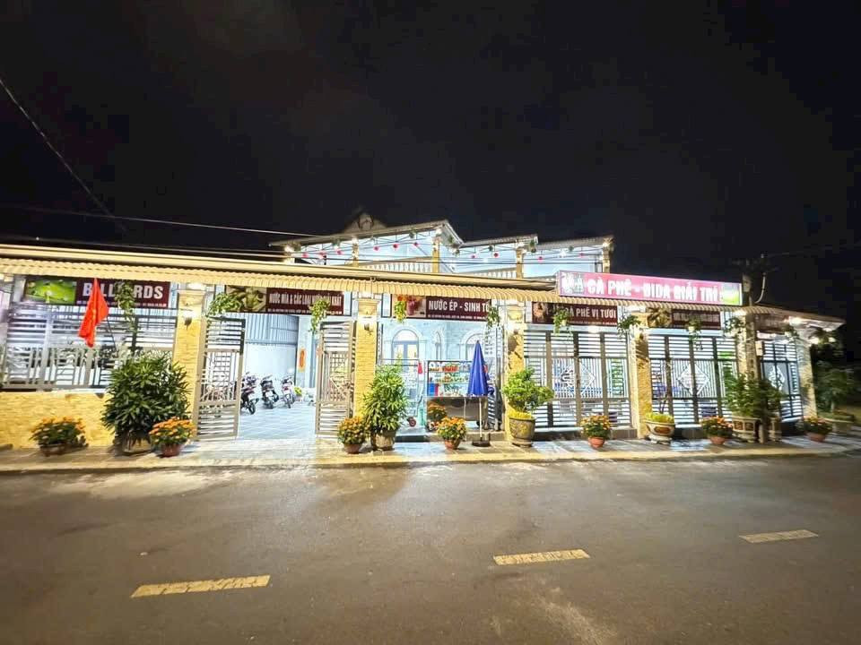 Bán nhà MT HUỲNH THỊ CHẤU  270.9m² ngang 30m giá 4.5 tỷ Phường Phú An: 0815422197