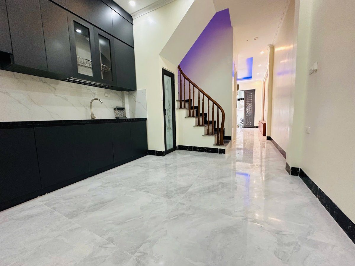 TRUNG TÂM CẦU DIỄN - 20m RA CHỢ- 100m RA ĐƯỜNG 32- FULL TIỆN ÍCH - GẦN NHIỀU TRƯỜNG ĐẠI HỌC- GIAO THÔNG THUẬN TIỆN