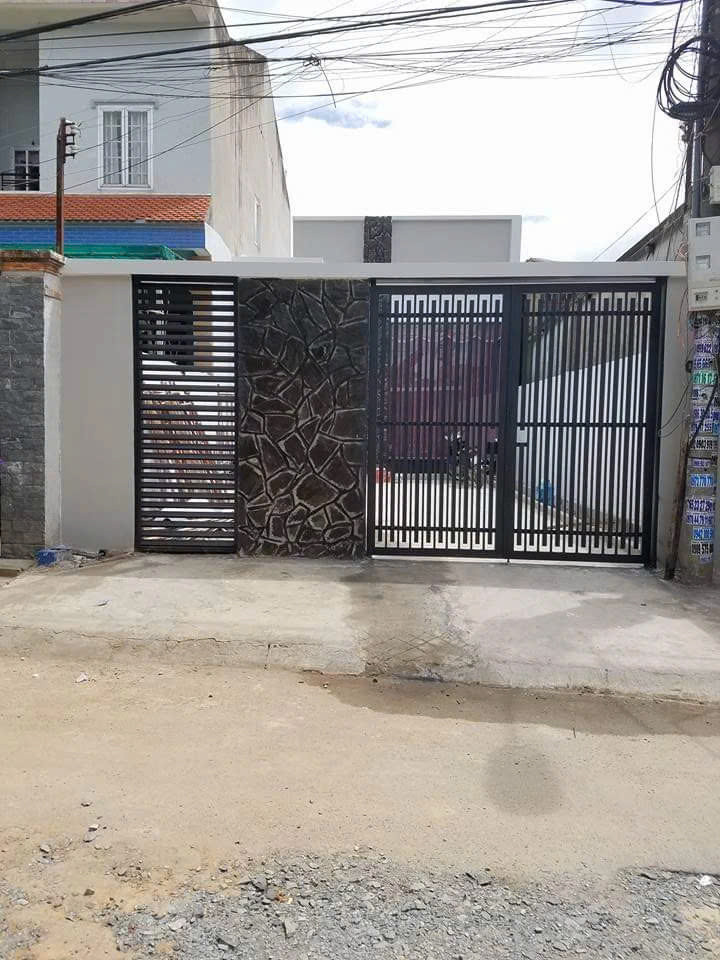 BÁN GẤP NHÀ KHU 8 PHÚ LỢI GẦN CHỢ HÀNG BÔNG PHÚ HÒA
