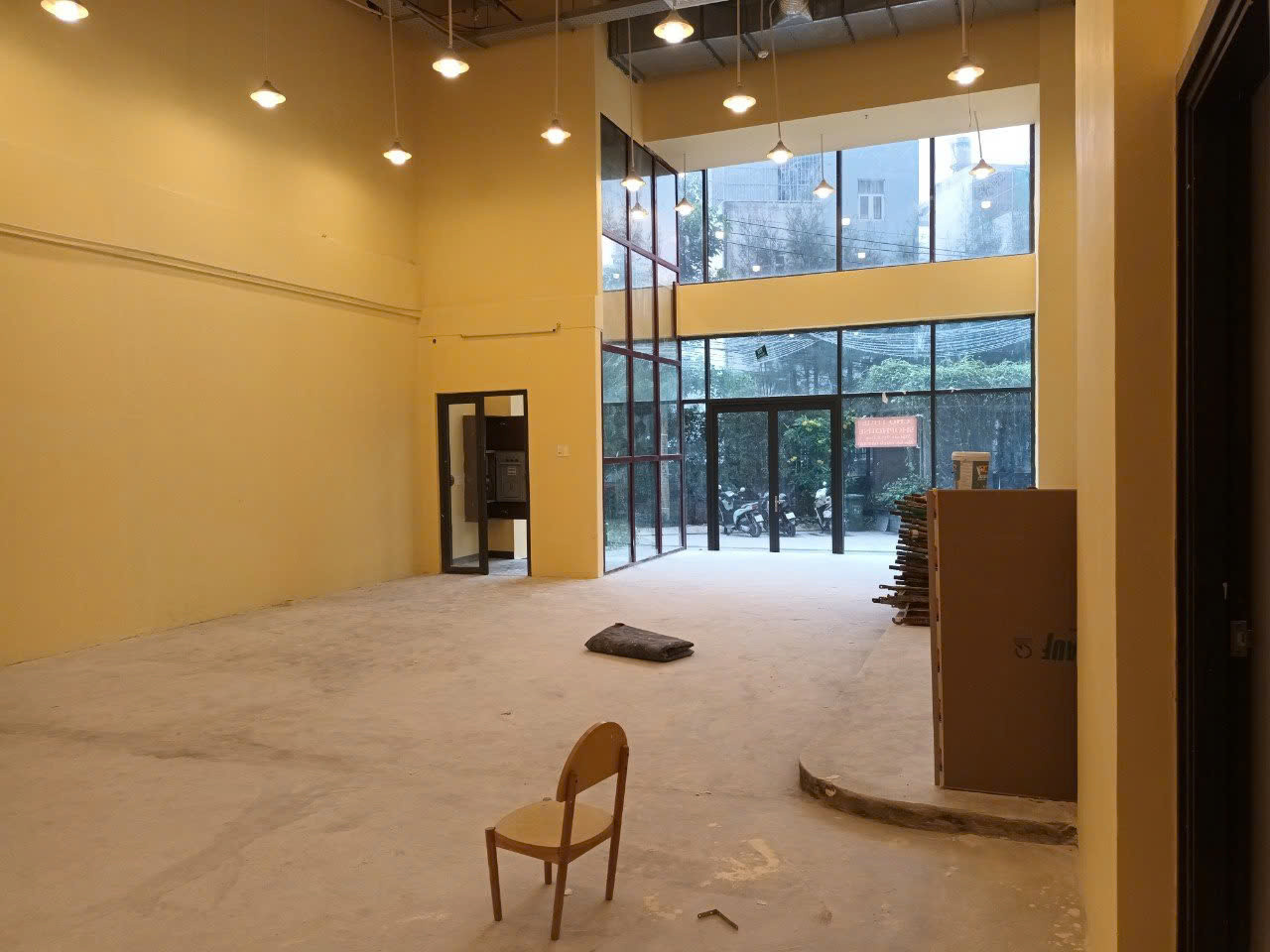 BDS HVL [NC]CHO THUÊ 144m2 ngang 18m x sâu 16m shophouse MTKD LIÊN PHƯỜNG Q9 GIÁ 35TR