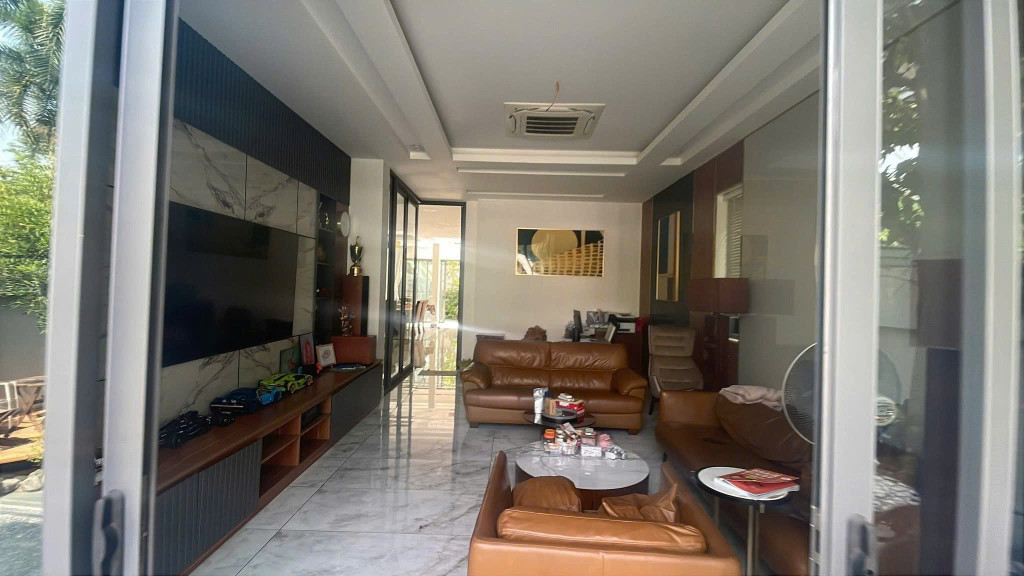 BDS  HVL Villa 816 Nguyễn Duy Trinh 475m2 Giá 35 tỷ Siêu Đẹp