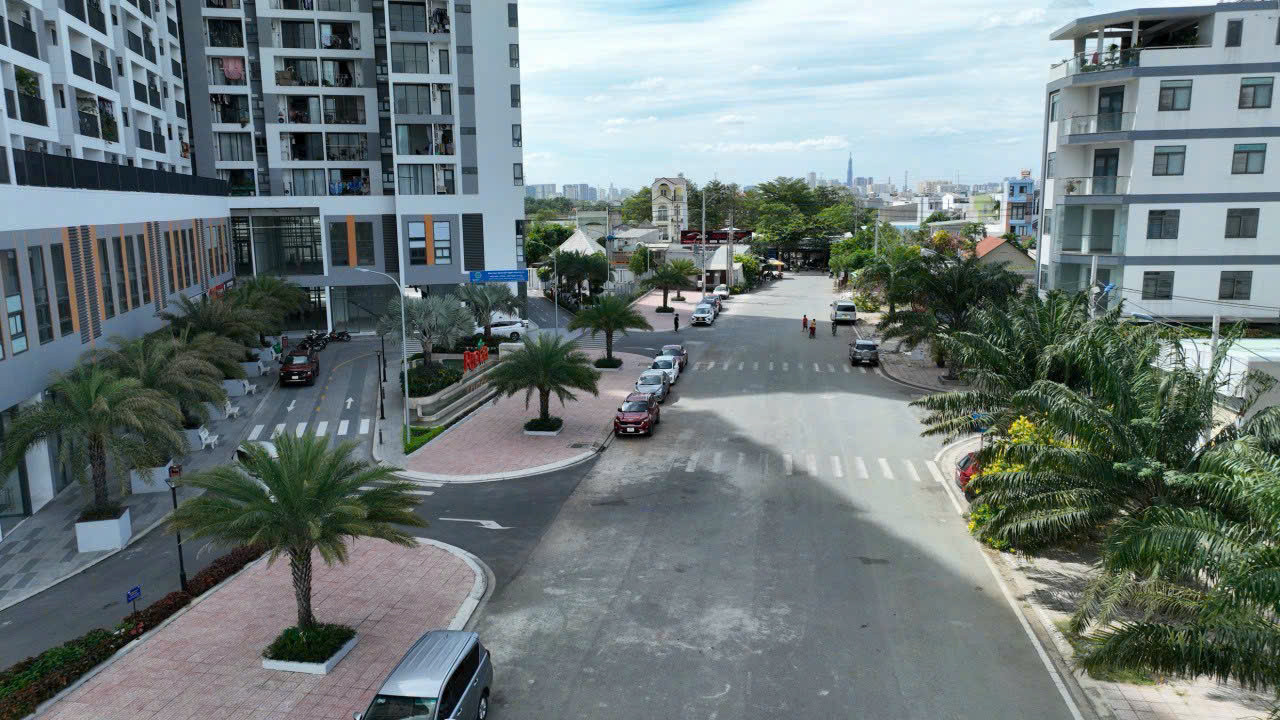 BDS HVL D02 - Rio Gò Cát - đối diện căn hộ Ricca - 100m2 ngang 5.5m - đường 30m