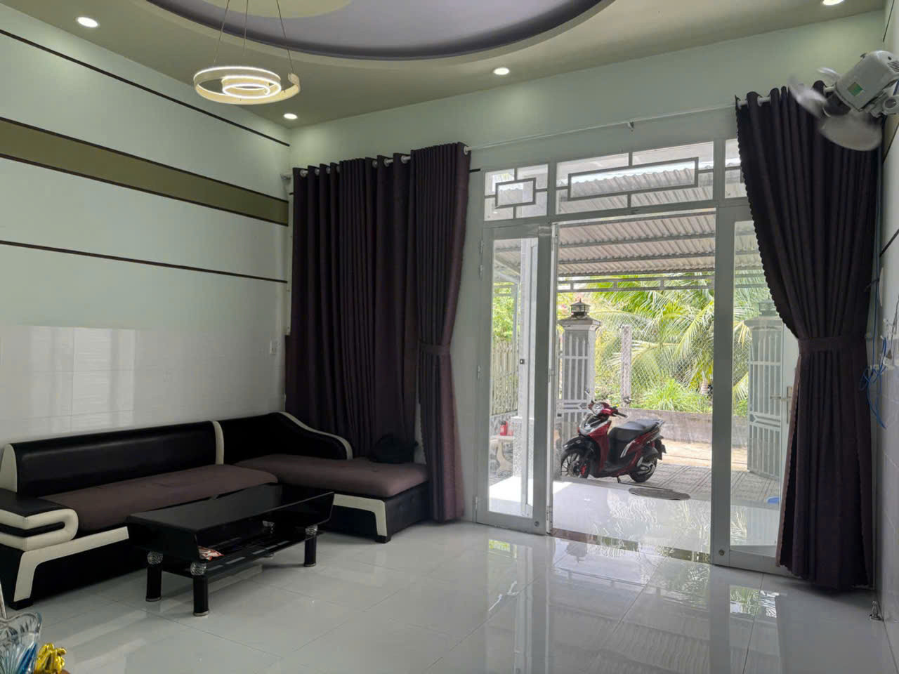 NHÀ PHÚ KHƯƠNG ĐƯỜNG XE 7 CHỖ HẺM CÀ PHÊ 999