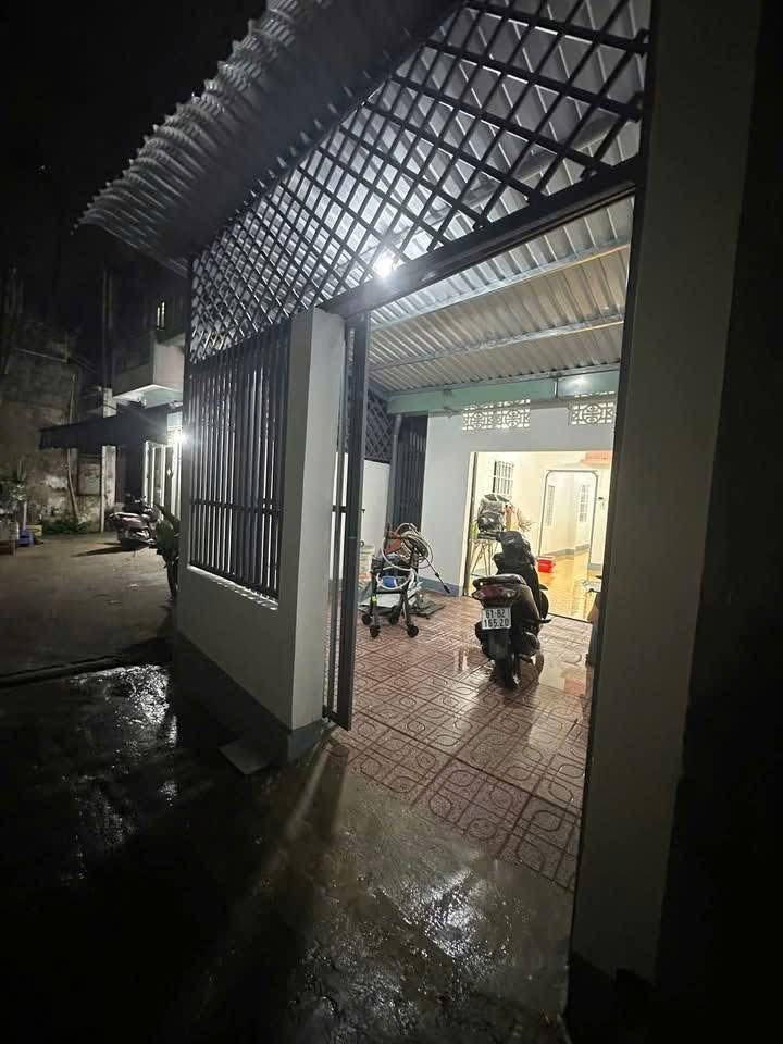 Bán nhà 1 xet YERSIN 72m² ngang 4m giá 1.85 tỷ Phường Phú Lợi 0815422197