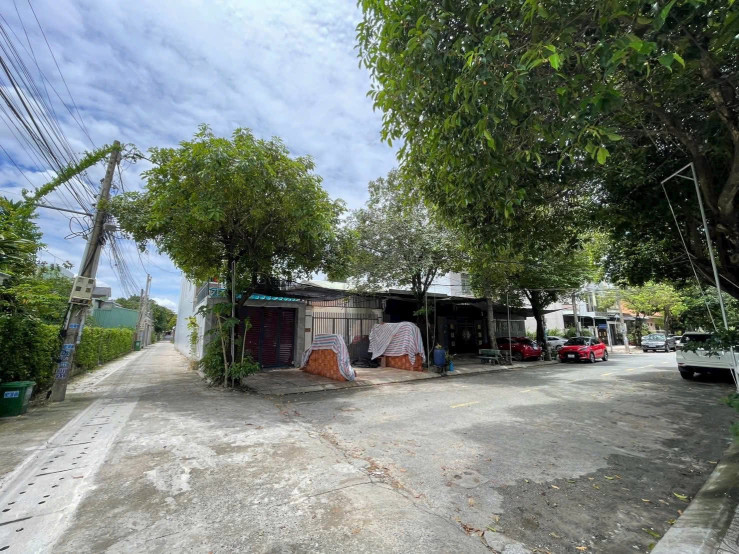 Bán đất 90.5m² ngang 6m giá 2.85 tỷ Phường Phú Lợi 0815422197