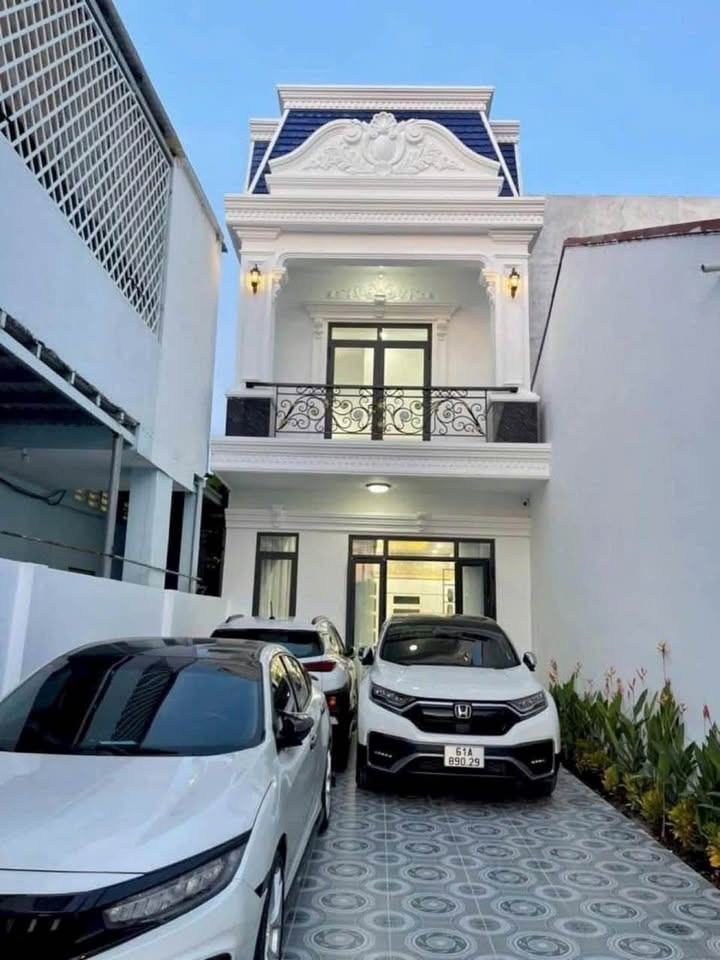 Bán nhà 150.7m² ngang 5m giá 4.6 tỷ Phường Phú Lợi 0815422197
