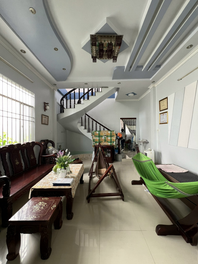 Bán nhà lộ 3 Trần Bình Trọng 191.8m² ngang 6m giá 2.99 tỷ Phường Phú Lợi