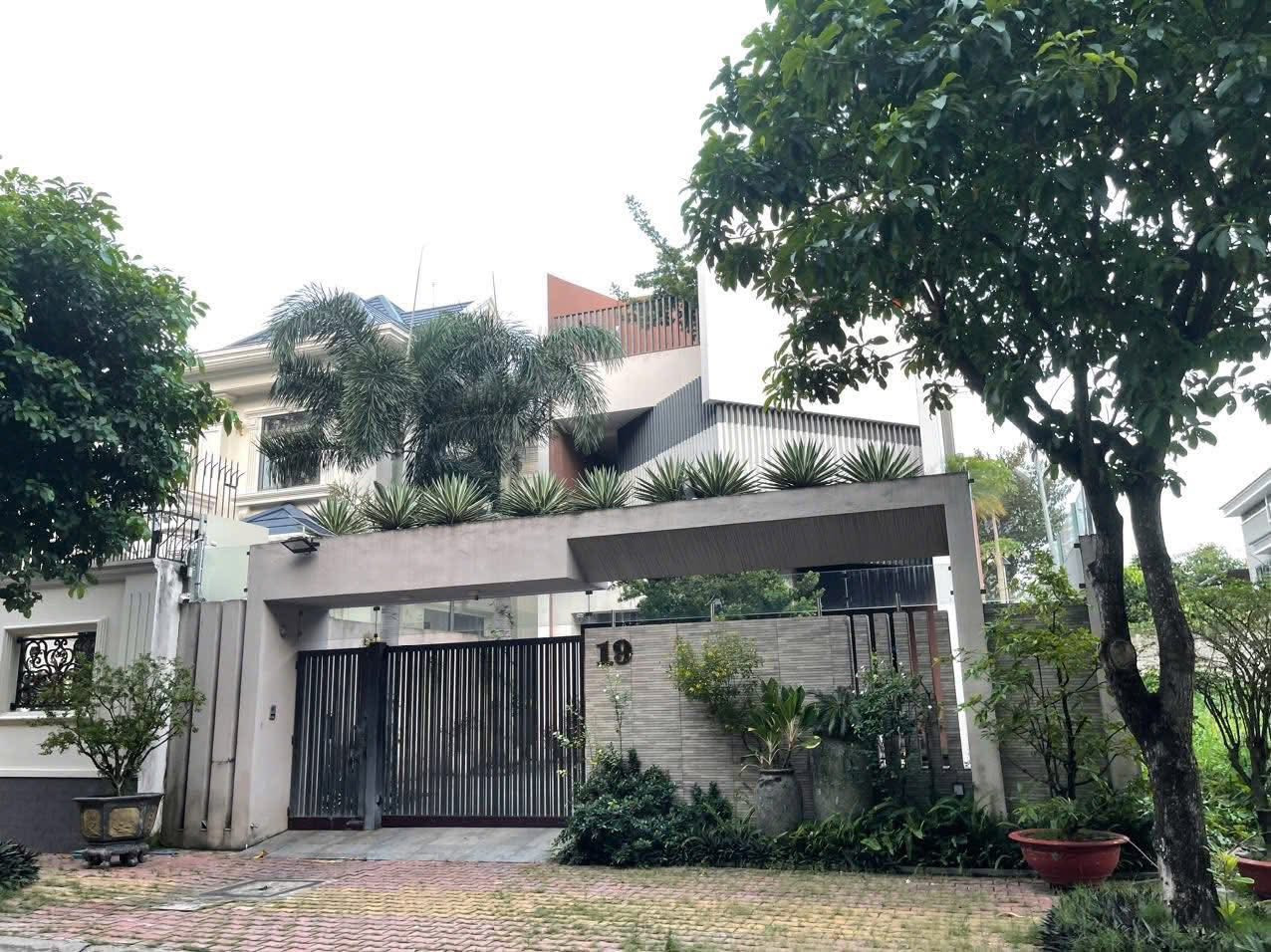 BIỆT THỰ KDC HIỆP THÀNH 3 :  375.9m² ngang 10,85m giá 21 tỷ Phường Phú Lợi: 0815422197