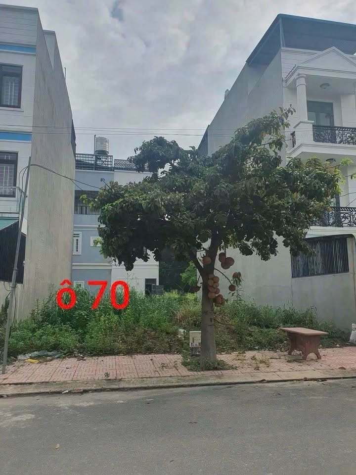 Bán đất 100m² ngang 5m giá 4.2 tỷ tại Phường Phú Lợi 0815422197