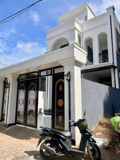 Bán nhà 1 trệt 2 lầu:  122m² ngang 6,5m giá 4.79 tỷ tại Phường Phú Lợi 0815422197
