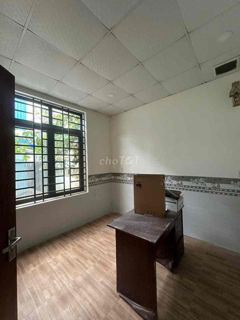 Bán đất tặng nhà cấp 4 đẹp và kho xưởng 1 xẹt huỳnh văn luỹ gần TP mơi