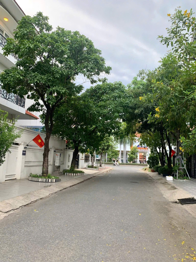 BDS HVL  [FOR RENT VILLA] – BIỆT THỰ CỰC ĐẸP SỐ 53-55 KDC HIM LAM, QUẬN 7