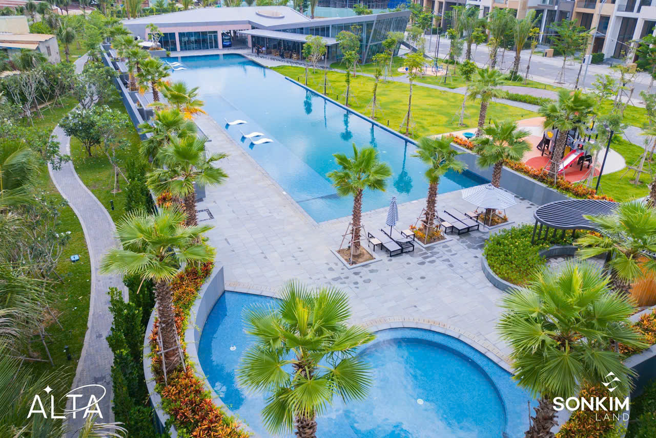 BDS  HVL 📸Chính chủ gửi bán nhanh lô Biệt thự kề bên Phú Mỹ Hưng Quận 7