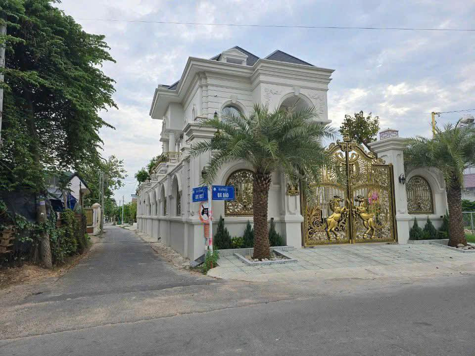 Bán đất 178m² ngang 5,7m giá 3.5 tỷ tại Phường Phú Mỹ 0815422197