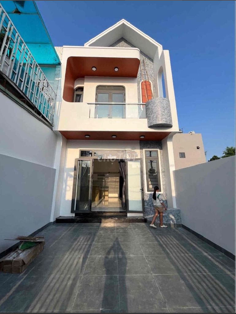 Nhà Phú Mỹ 1 trệt 1 lầu 5x17 new 100% 3 PN • Hướng Tây • Nhà ngõ