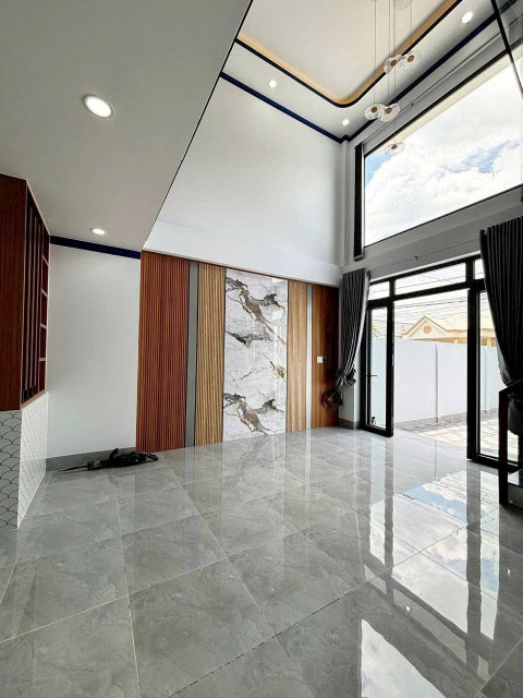 NHÀ TRỆT LỬNG 3PN MẶT TIỀN LỘ KÊNH TẬP ĐOÀN PHÚ TÂN